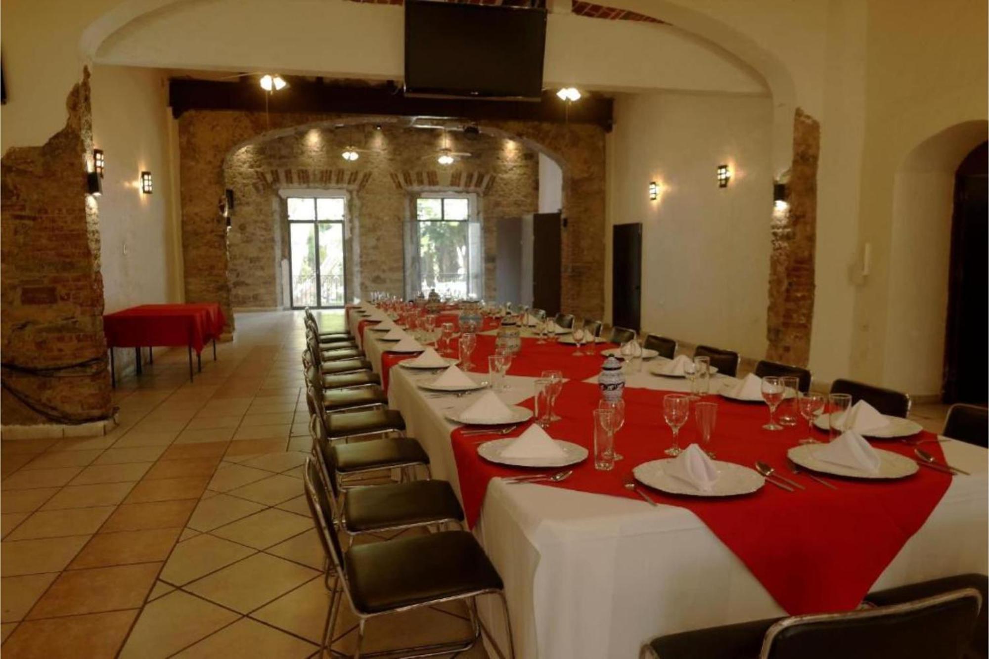Collection O Hotel Del Portal, פואבלה מראה חיצוני תמונה